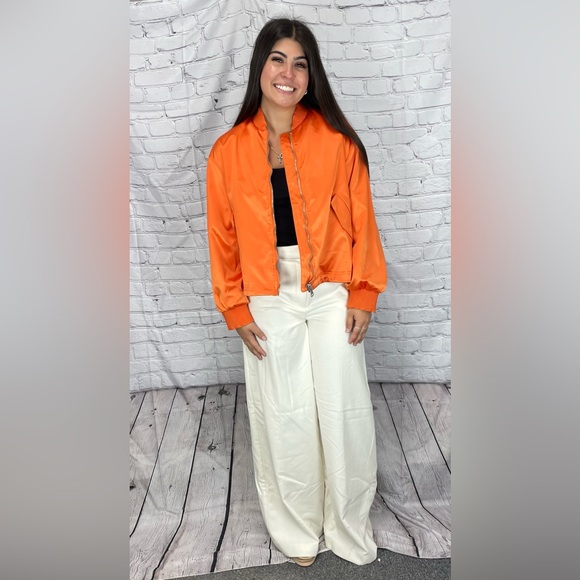 We The Free Jackets & Blazers - We The Free by Free People Label
Echo Bomber Jacket